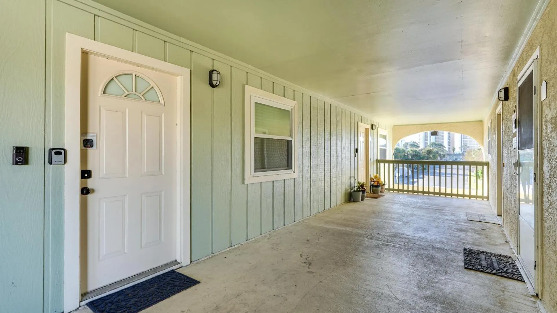 Panama City Beach Condo With Balcony, Walk To Ocean! Panama City Beach