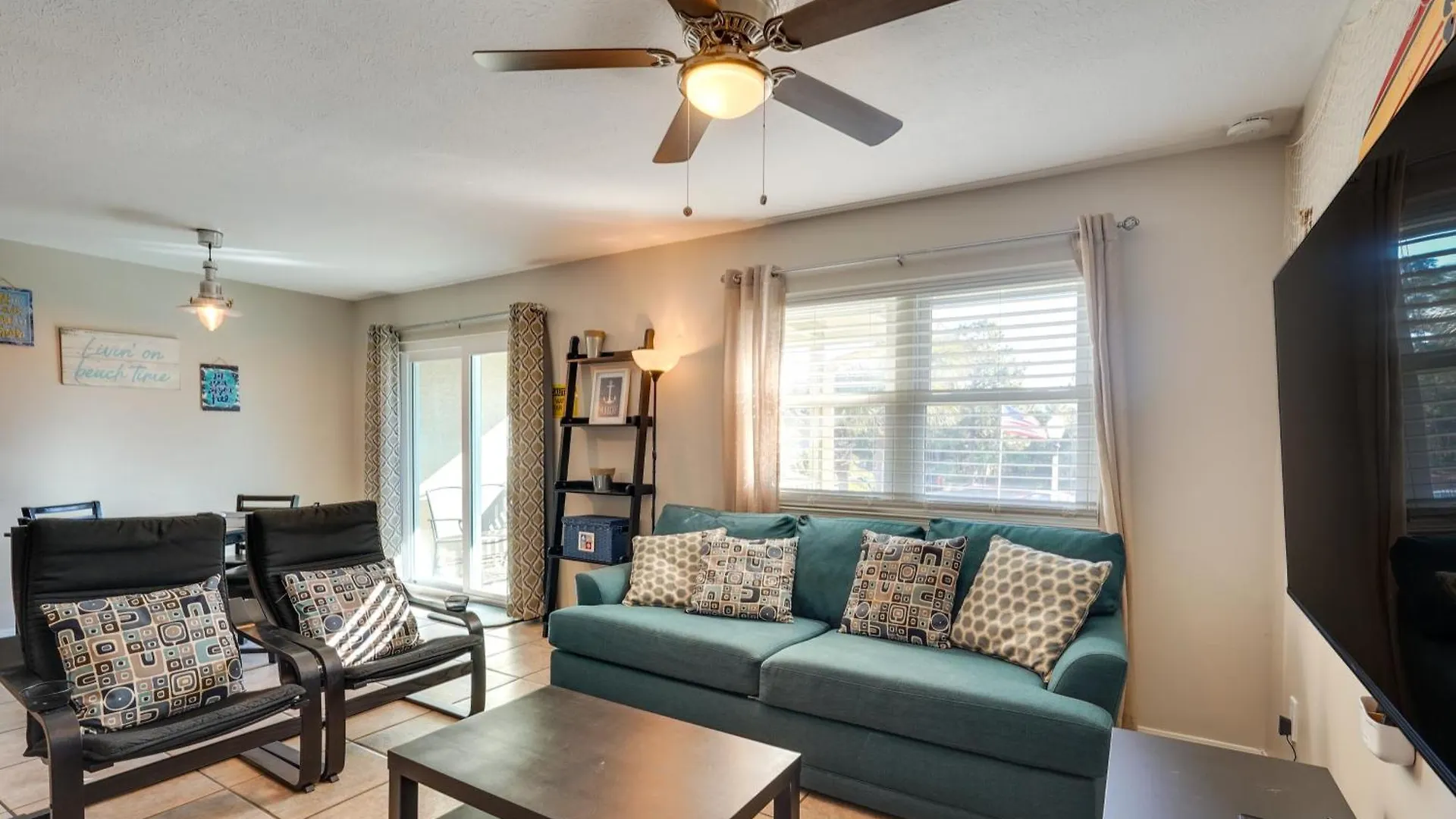 Apartman Panama City Beach Condo With Balcony, Walk To Ocean!